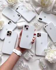 White iPhone Silicone Cover – Soft Touch, Anti-Slip & Stylish Protection for iPhone 15