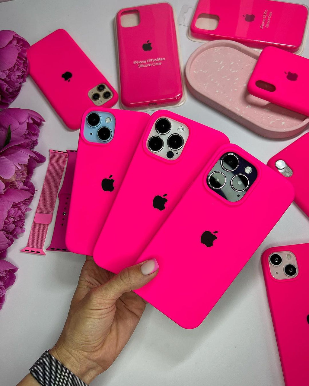 Pink iPhone Silicone Cover – Soft Touch, Anti-Slip & Stylish Protection for iPhone 15 Pro