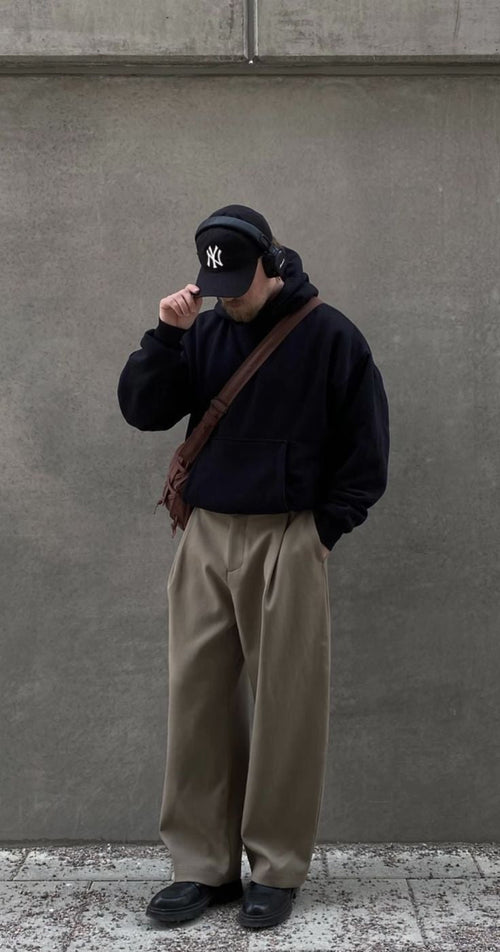 Black Oversized Drop Shoulder Hoodie for Men and Women